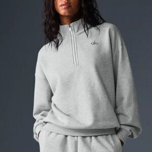 Alo Yoga accolade 1/4 zip pullover grey M/L